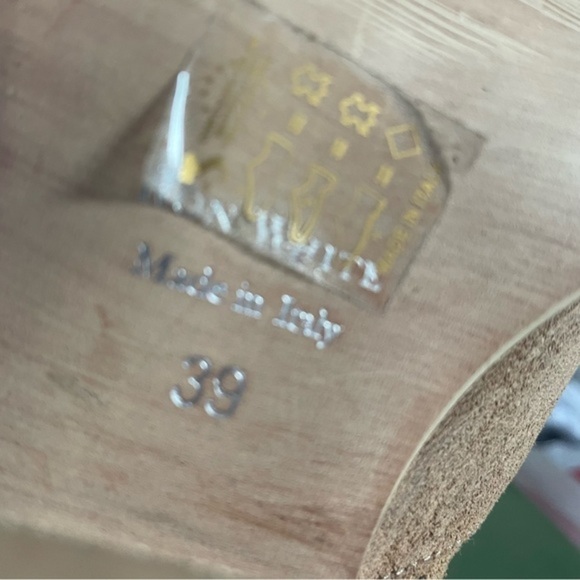 NWT Ron White BRAIDEN Laser Cut Booties in Caramel Antiqued Suede *Italy* - Picture 7 of 11